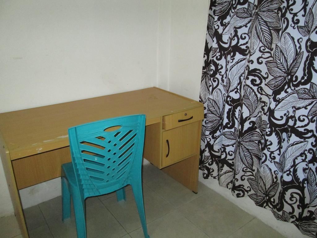 Sentosa76 Guest House Balikpapan  Rum bild